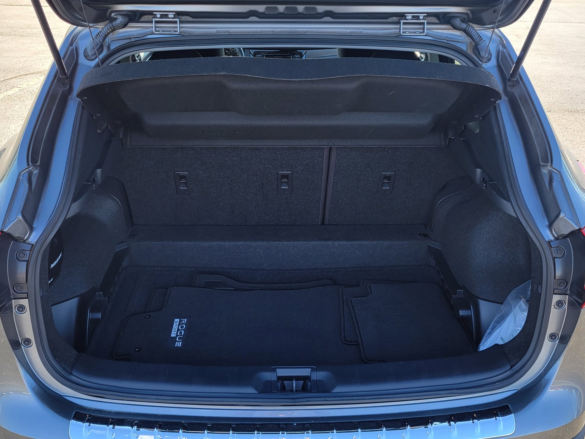 Used 2020 Nissan Rogue Sport S w/ Appearance Package image 8