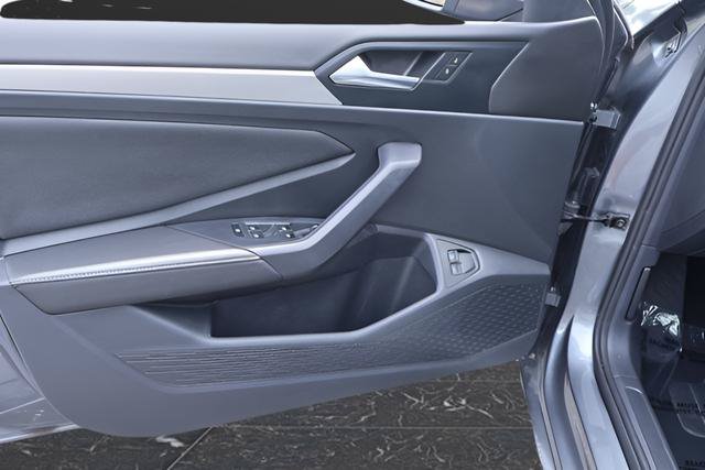 Certified 2024 Volkswagen Jetta S FWD image 13