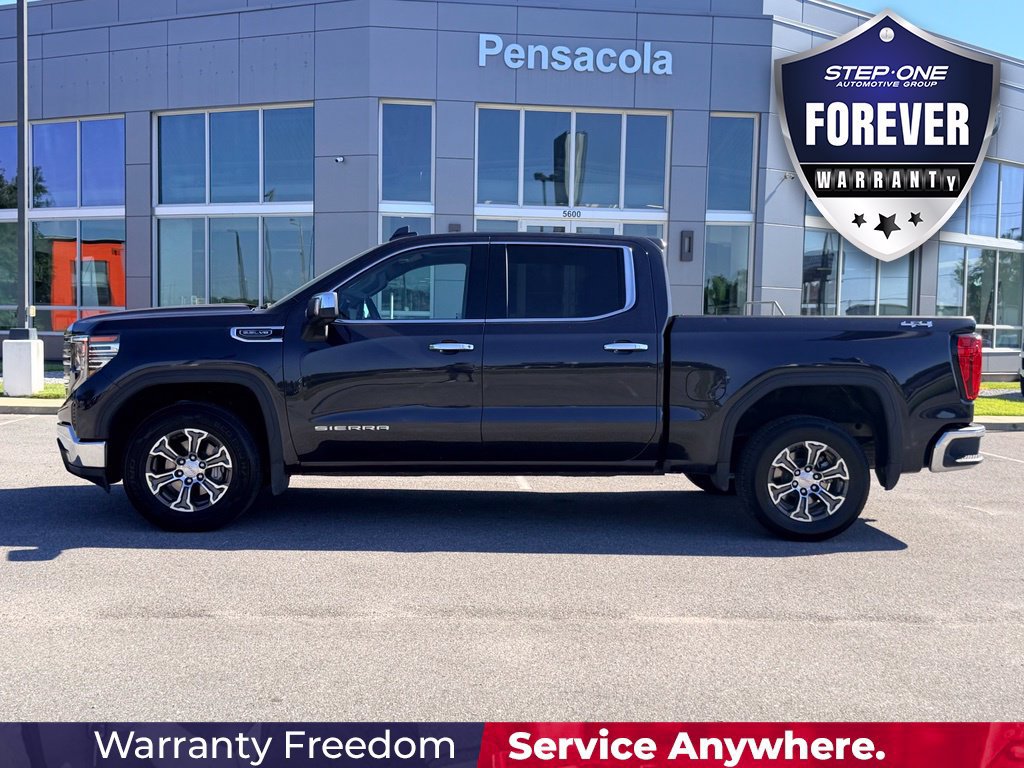 Used 2025 GMC Sierra 1500 SLT AWD/4WD image 3