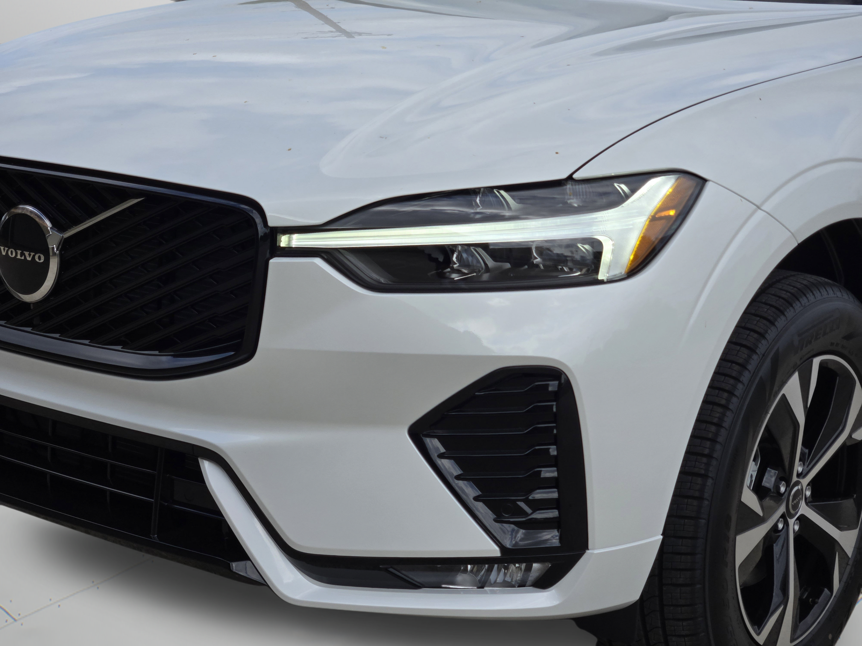 New 2026 Volvo XC60 B5 Core AWD/4WD image 29
