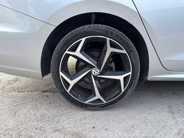 Used 2020 Volkswagen Passat 2.0T R-Line image 19