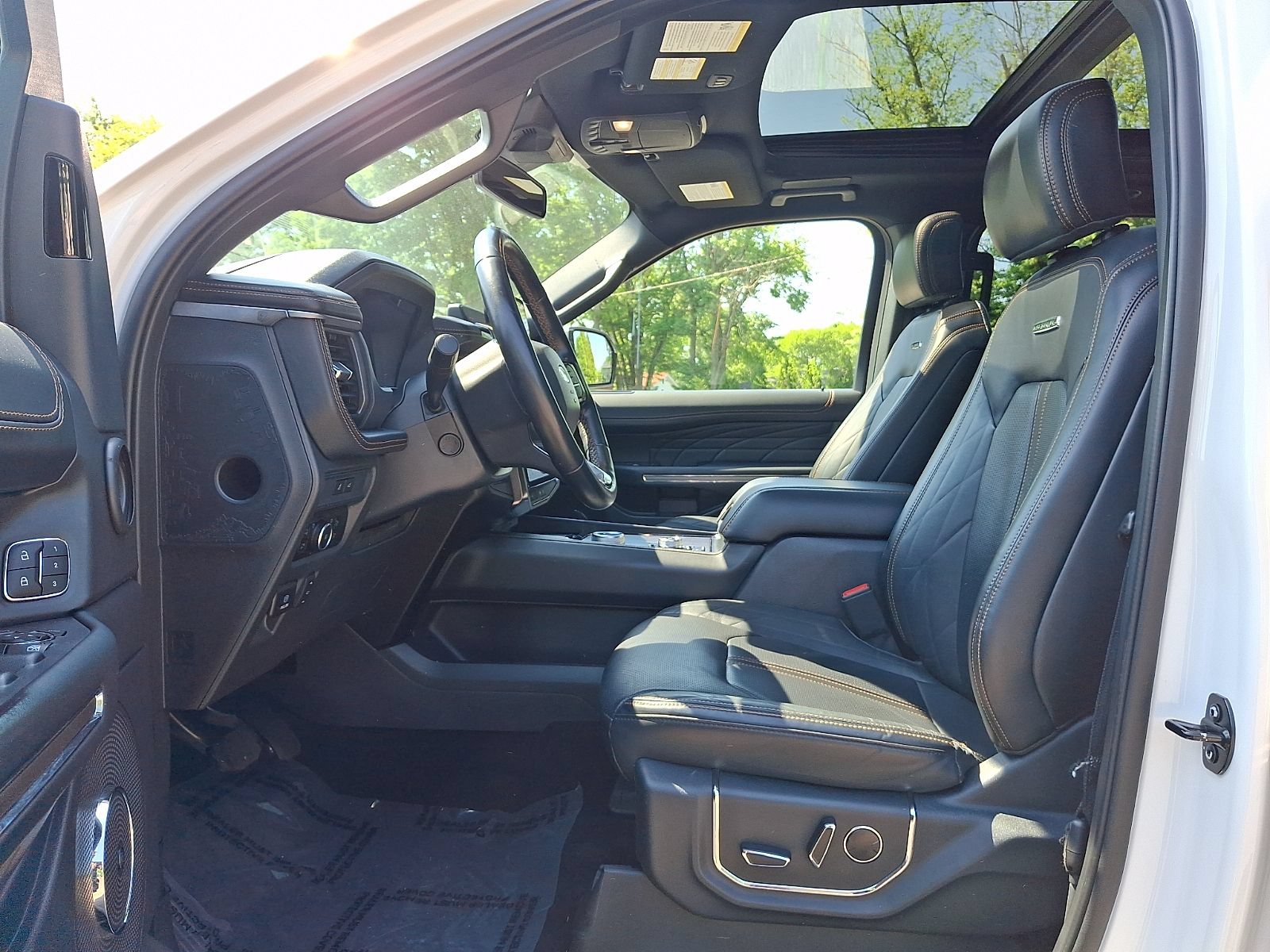 Certified 2024 Ford Expedition Max Platinum AWD/4WD image 14
