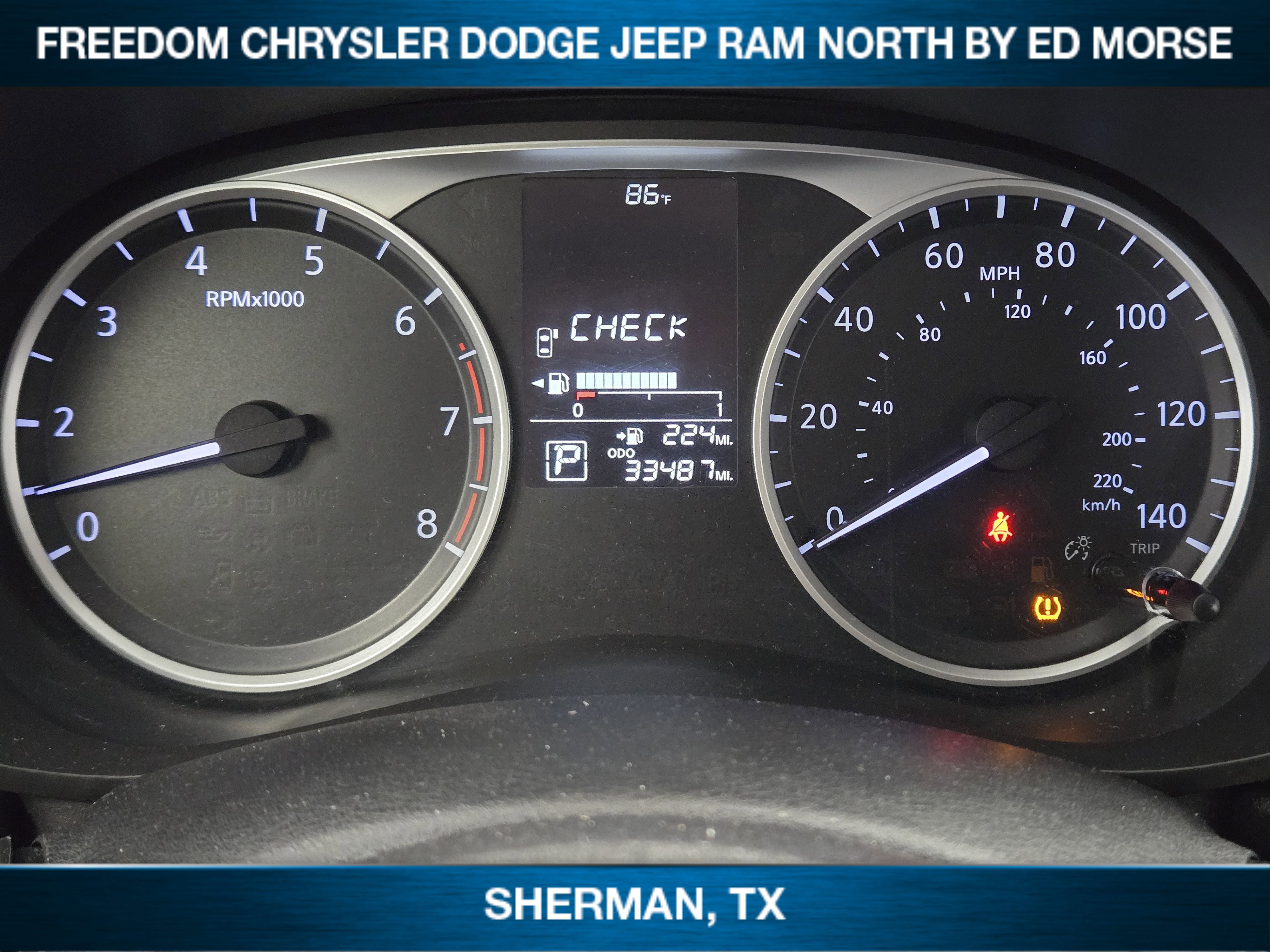 Used 2022 Nissan Versa S FWD image 10
