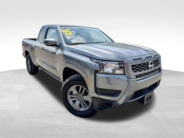 Certified 2025 Nissan Frontier SV RWD image 1