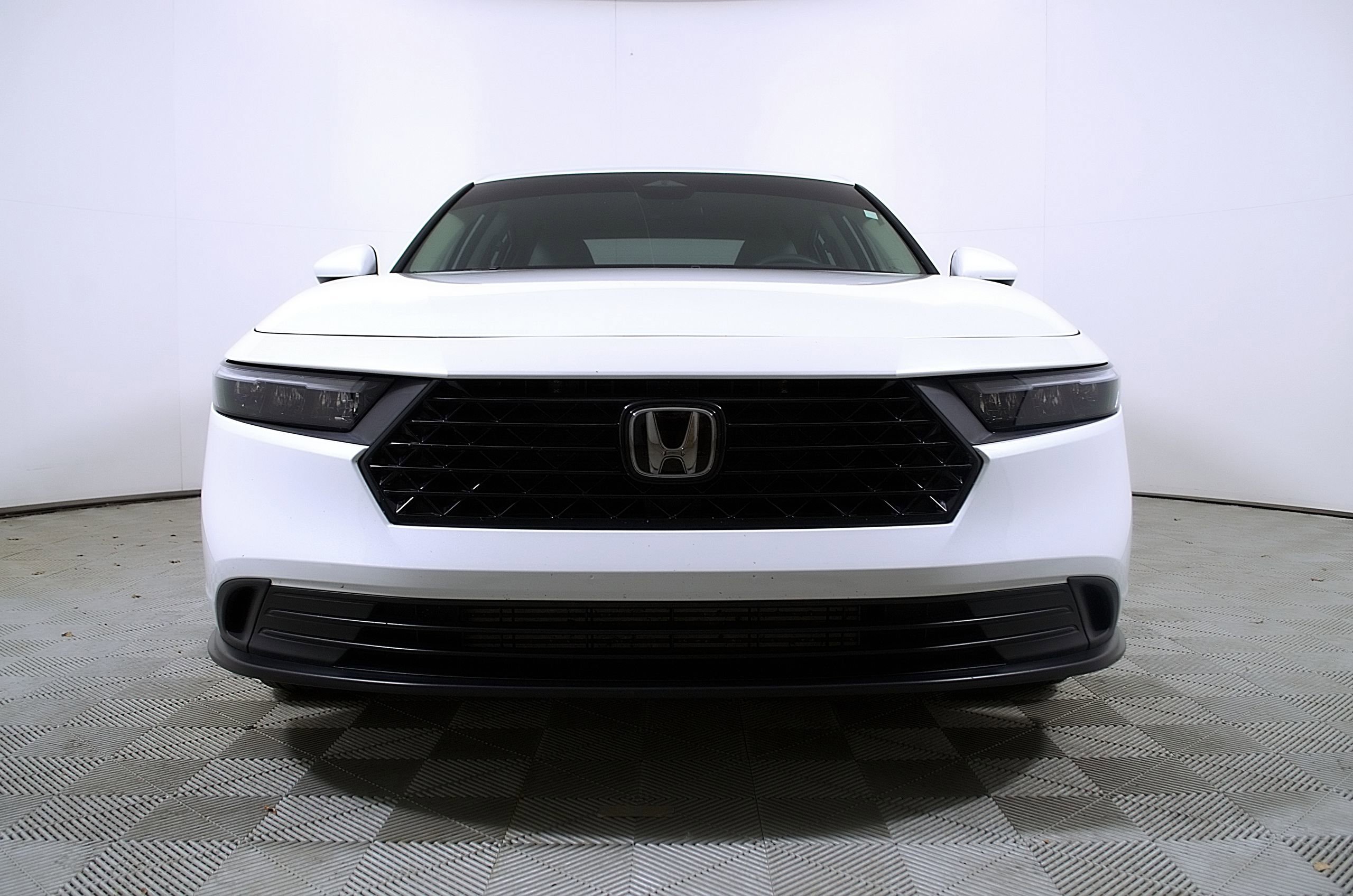Used 2025 Honda Accord LX image 5