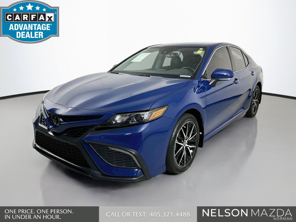 Used 2024 Toyota Camry SE w/ Convenience Package