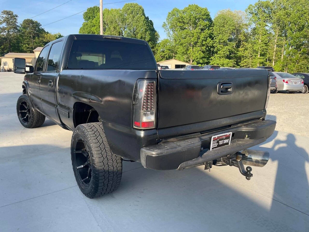 Used 2005 Chevrolet Silverado 2500 LT w/ Heavy-Duty Power Package AWD/4WD image 6