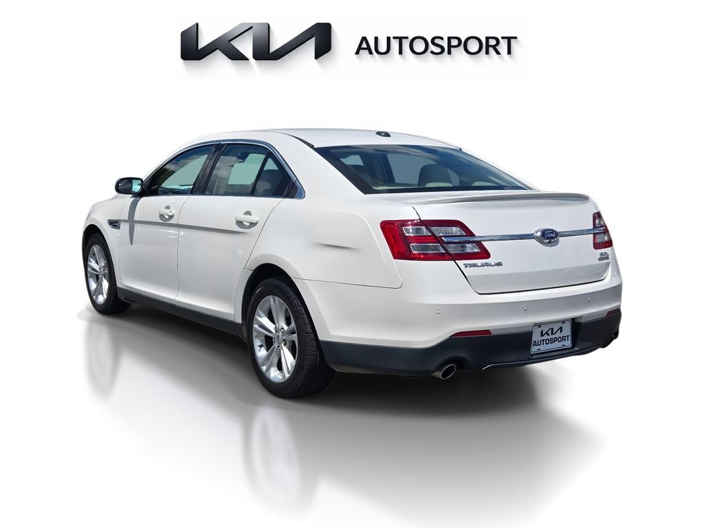 Used 2017 Ford Taurus SEL w/ Equipment Group 201A FWD image 8
