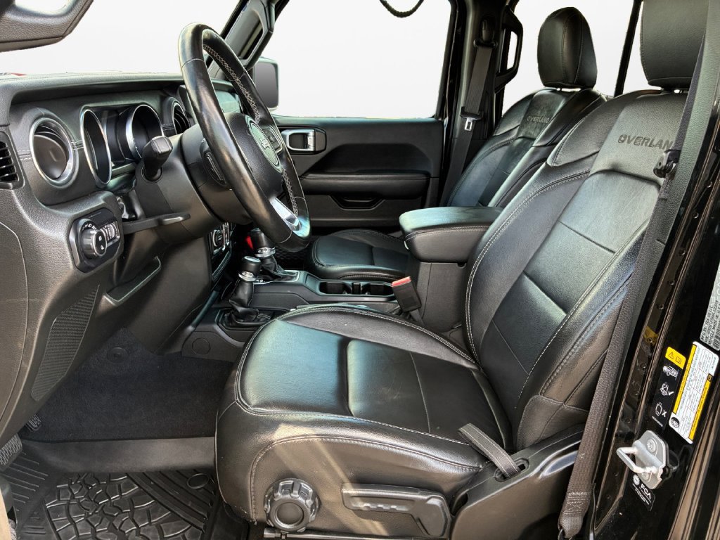 Used 2022 Jeep Gladiator Overland w/ Popular Equipment Package AWD/4WD image 18