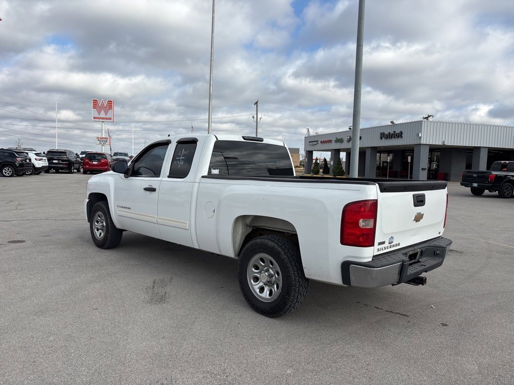 Used 2010 Chevrolet Silverado 1500 LT image 6