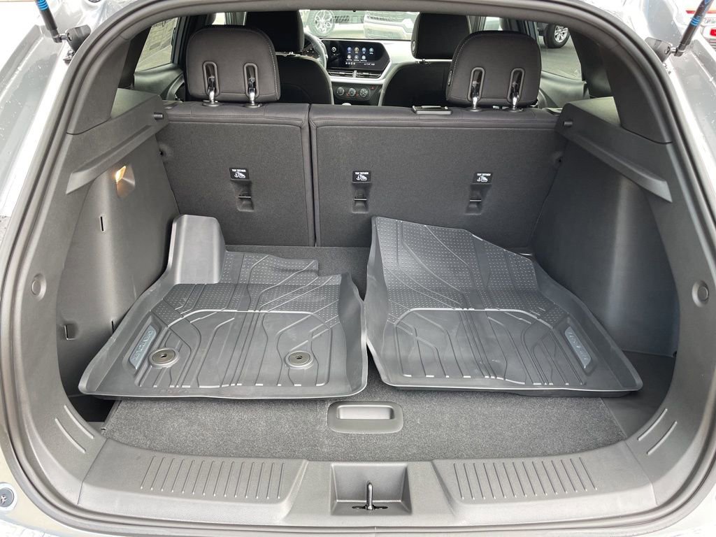 New 2026 Chevrolet Trax RS w/ Driver Confidence Package image 43