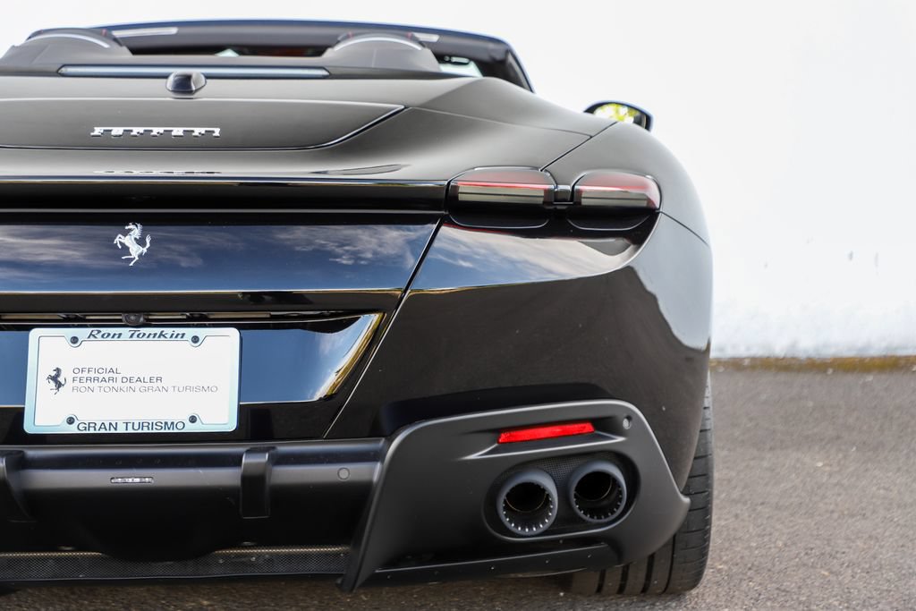 Certified 2025 Ferrari Roma Spider RWD image 53