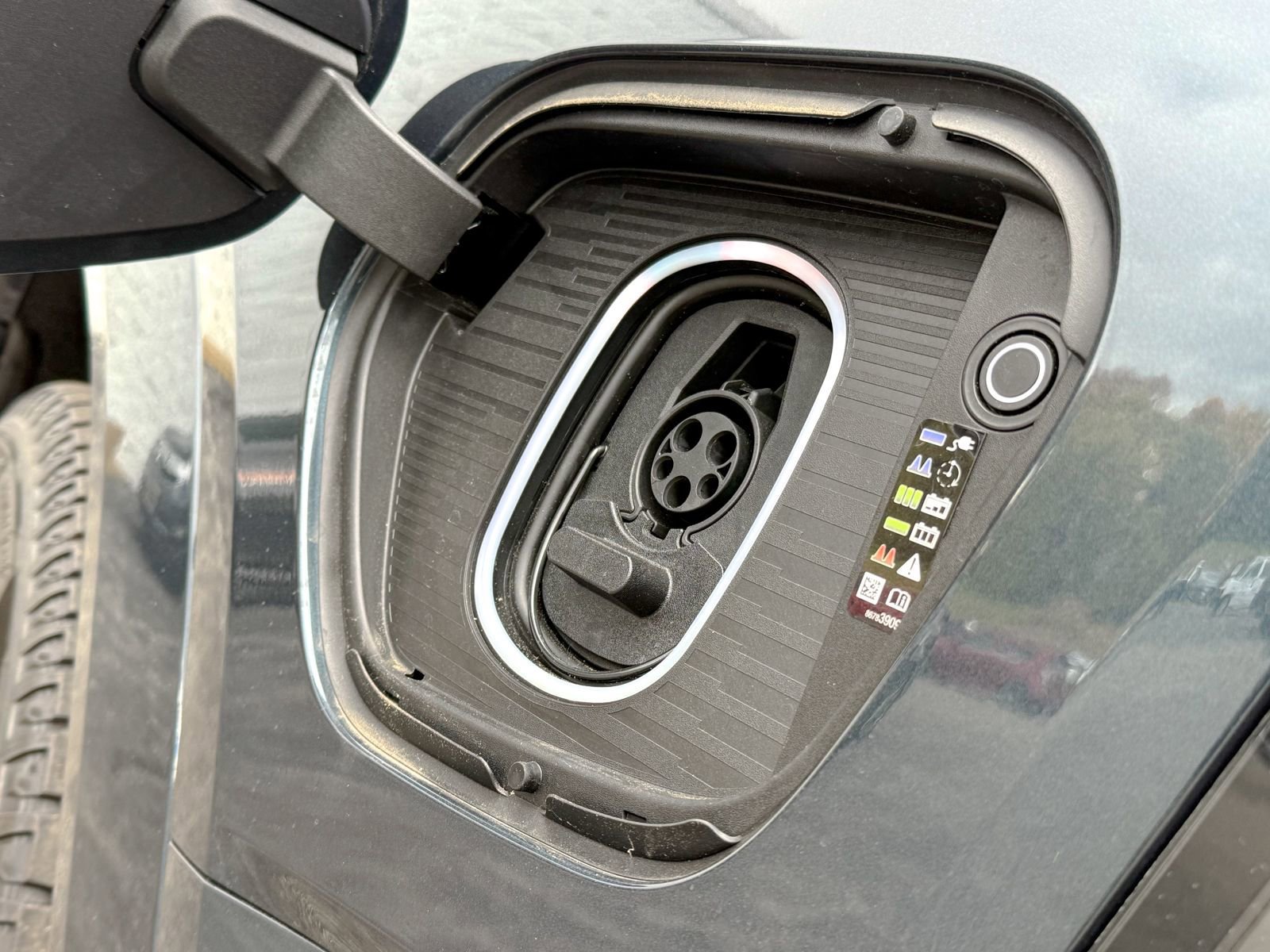 New 2025 Cadillac Escalade IQ Sport 1 w/ Smart Trailering package image 37