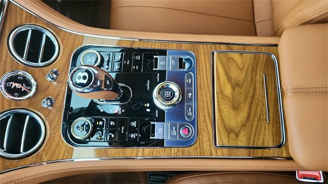 Used 2022 Bentley Continental GT image 46