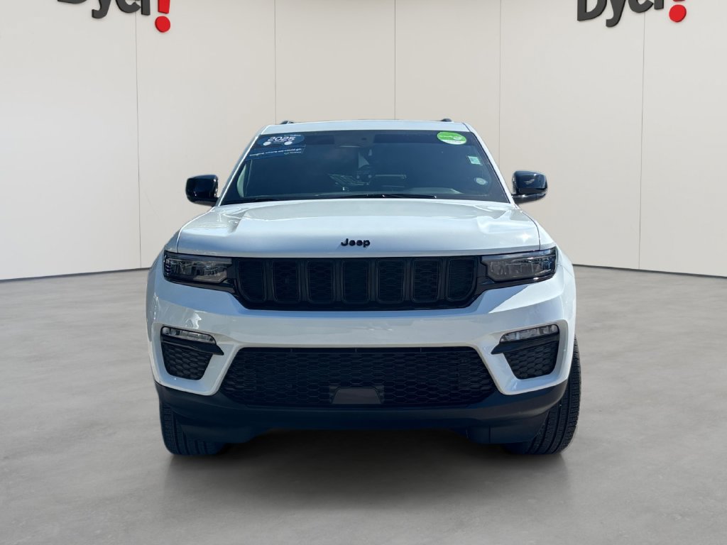 Used 2025 Jeep Grand Cherokee Limited RWD image 8