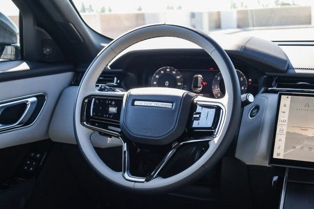 Certified 2026 Land Rover Range Rover Velar Dynamic SE AWD/4WD image 21