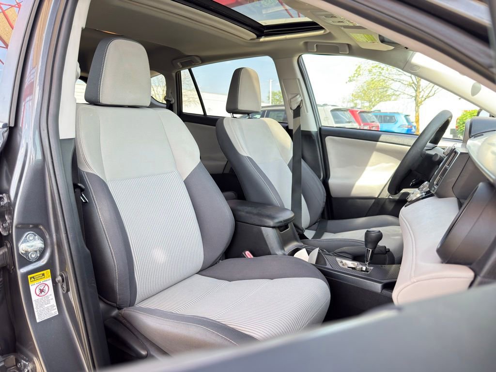 Used 2014 Toyota RAV4 XLE FWD image 29