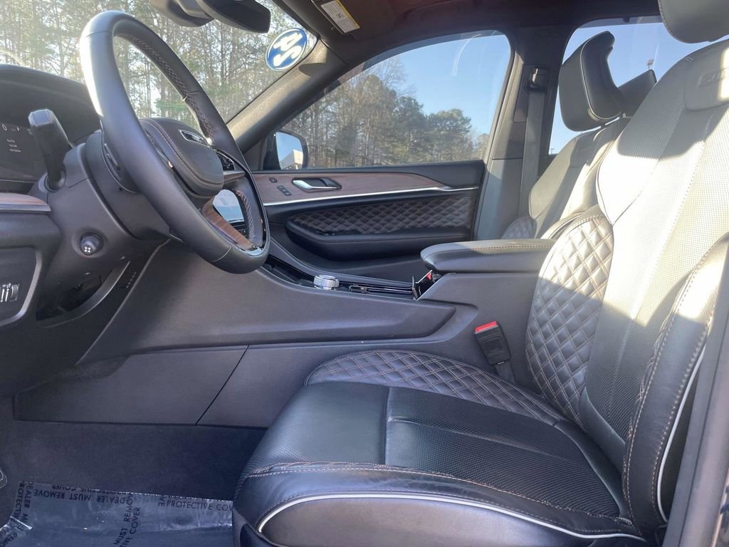 Used 2024 Jeep Grand Cherokee L Summit w/ Rear Seat Video Group I image 27