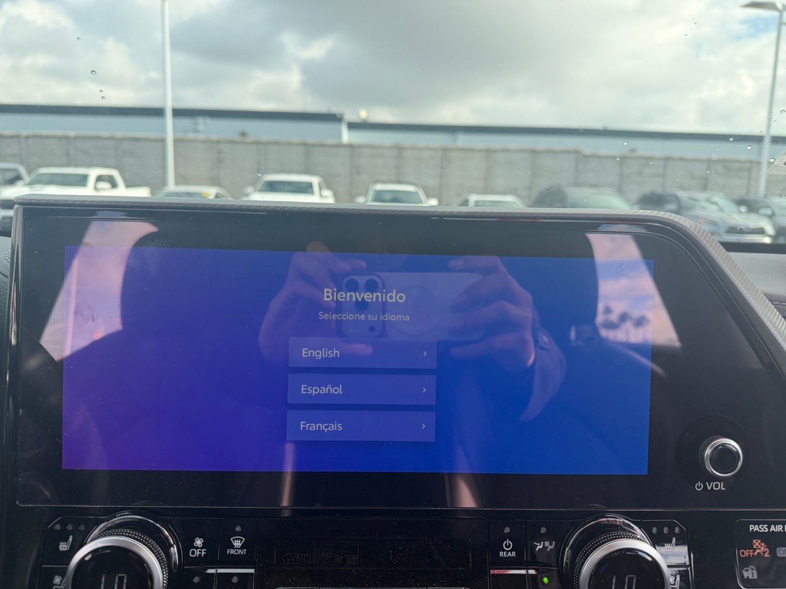 Certified 2025 Toyota Highlander Platinum image 16