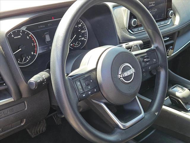 Used 2023 Nissan Rogue S AWD/4WD image 9