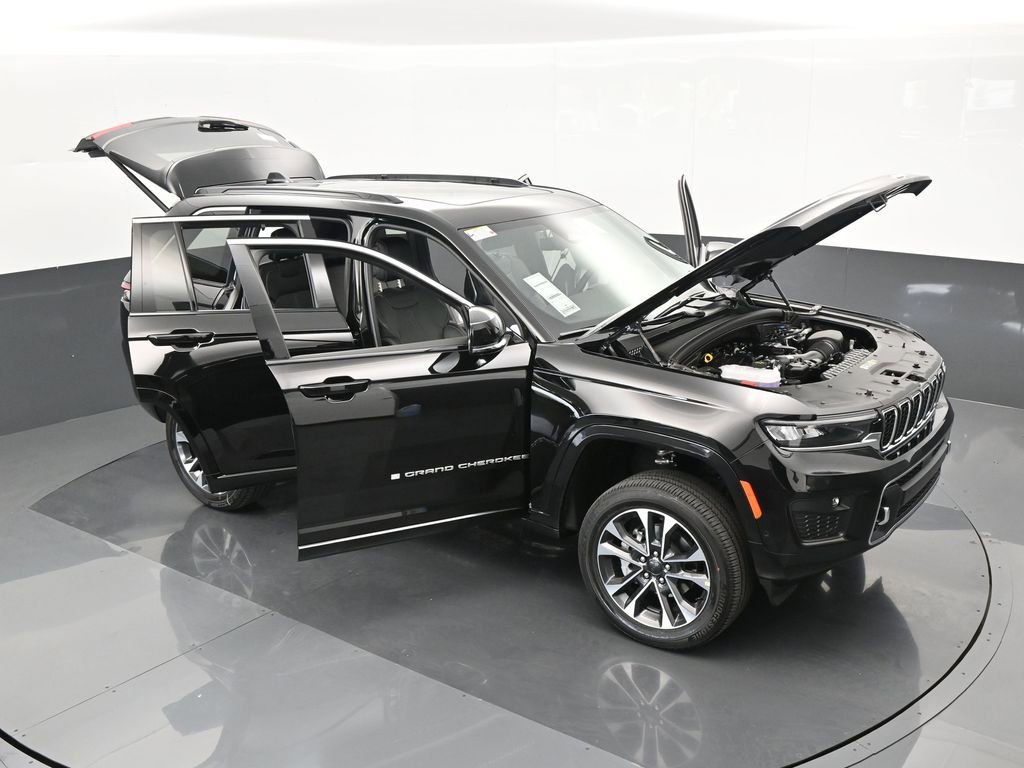 Used 2024 Jeep Grand Cherokee Overland w/ Luxury Tech Group IV image 63
