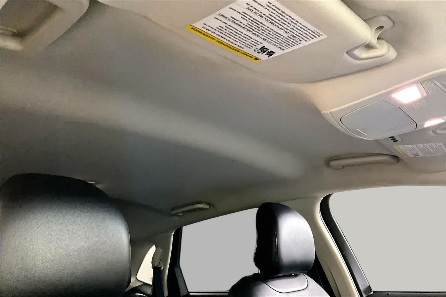 Used 2017 Ford Edge SEL w/ Equipment Group 201A FWD image 14