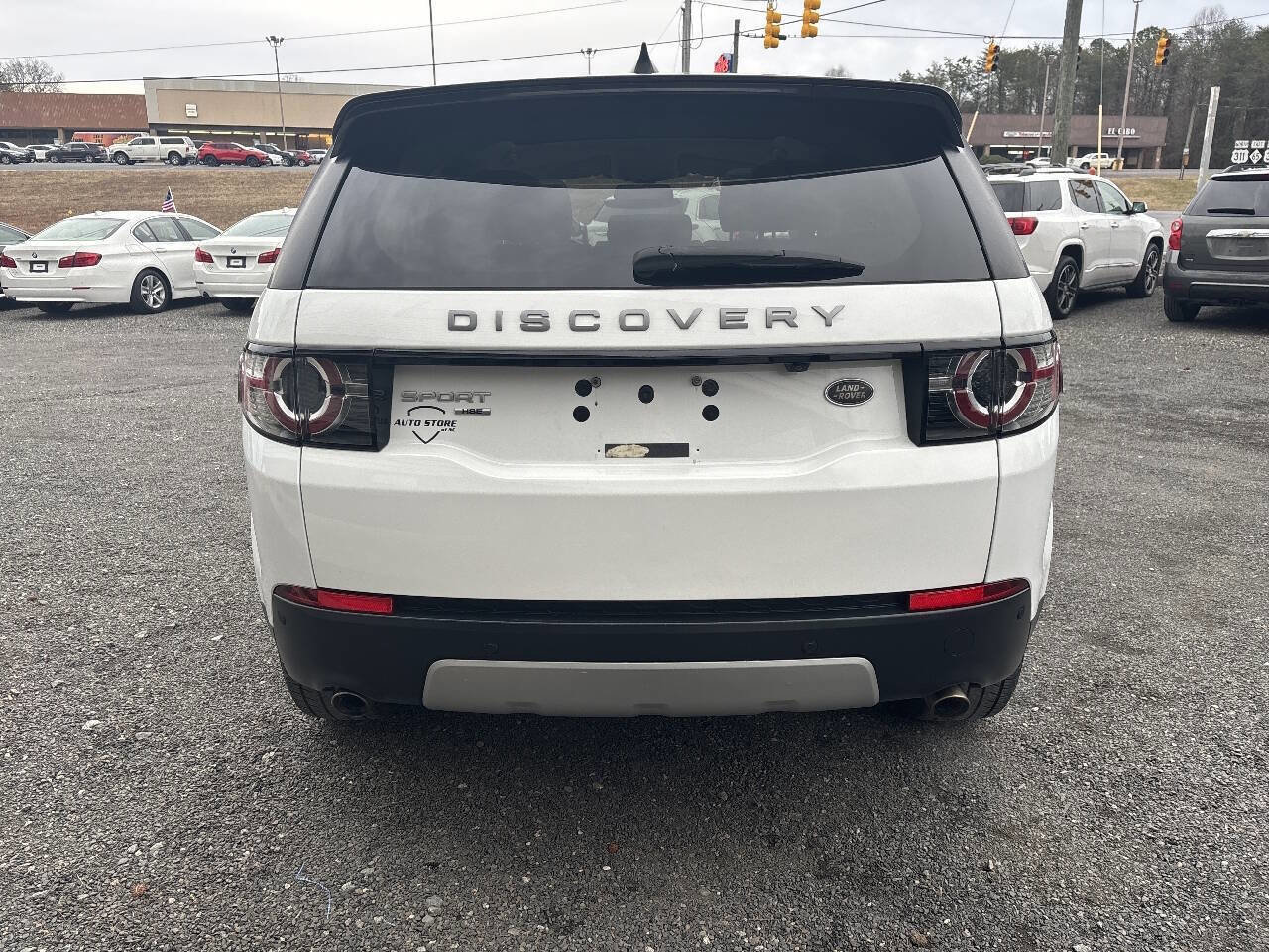 Used 2017 Land Rover Discovery Sport HSE image 8
