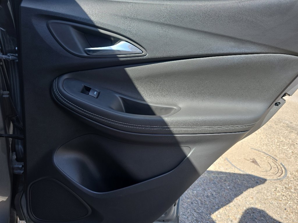 Used 2025 Buick Encore GX Preferred image 24