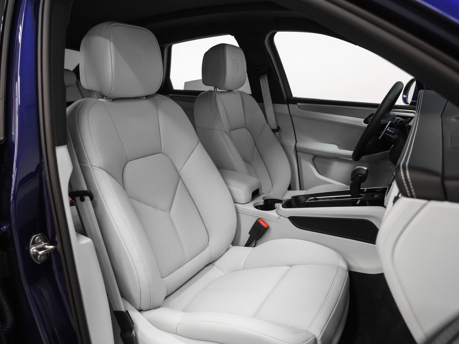 New 2026 Porsche Macan image 22