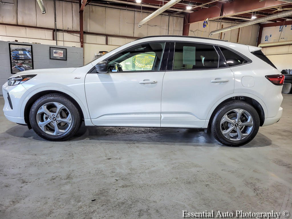 Certified 2024 Ford Escape ST-Line w/ Tech Pack #1 FWD image 4
