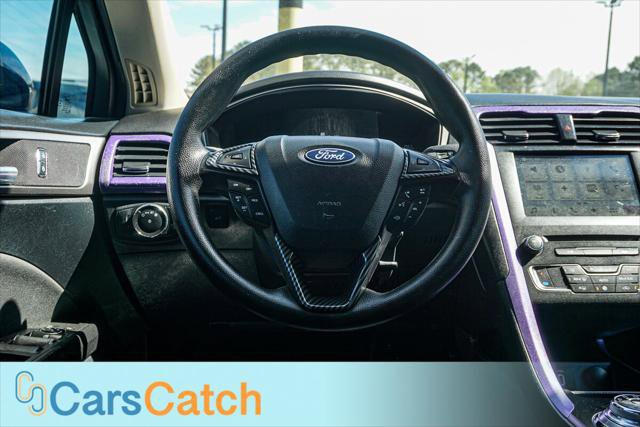 Used 2018 Ford Fusion SE w/ Fusion SE Technology Package image 25
