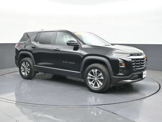 Used 2025 Chevrolet Equinox LT FWD image 18