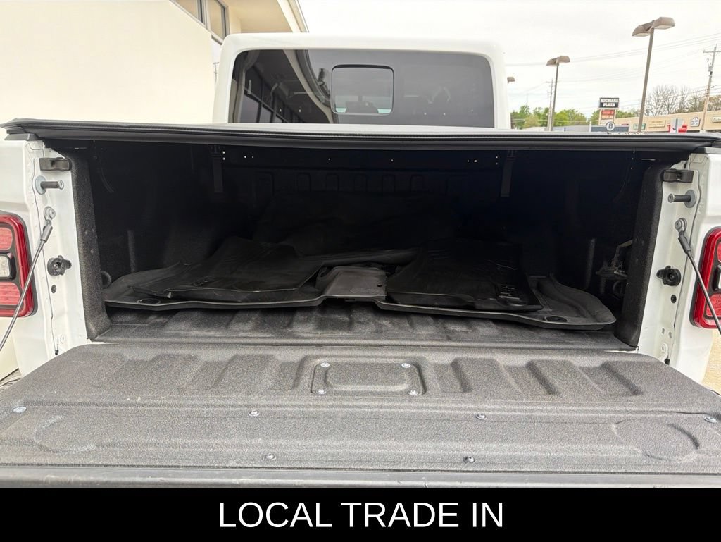 Used 2023 Jeep Gladiator Rubicon w/ LED Lighting Group AWD/4WD image 8