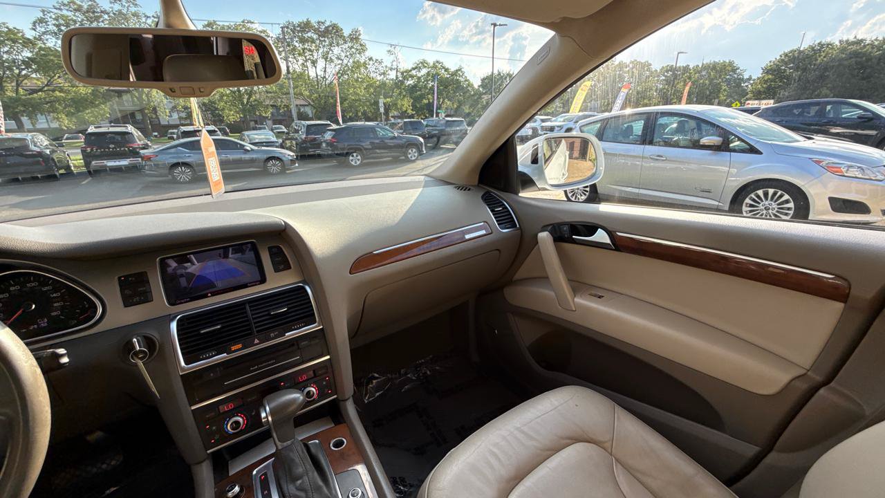 Used 2015 Audi Q7 TDI Premium Plus w/ Premium Plus Package AWD/4WD image 18