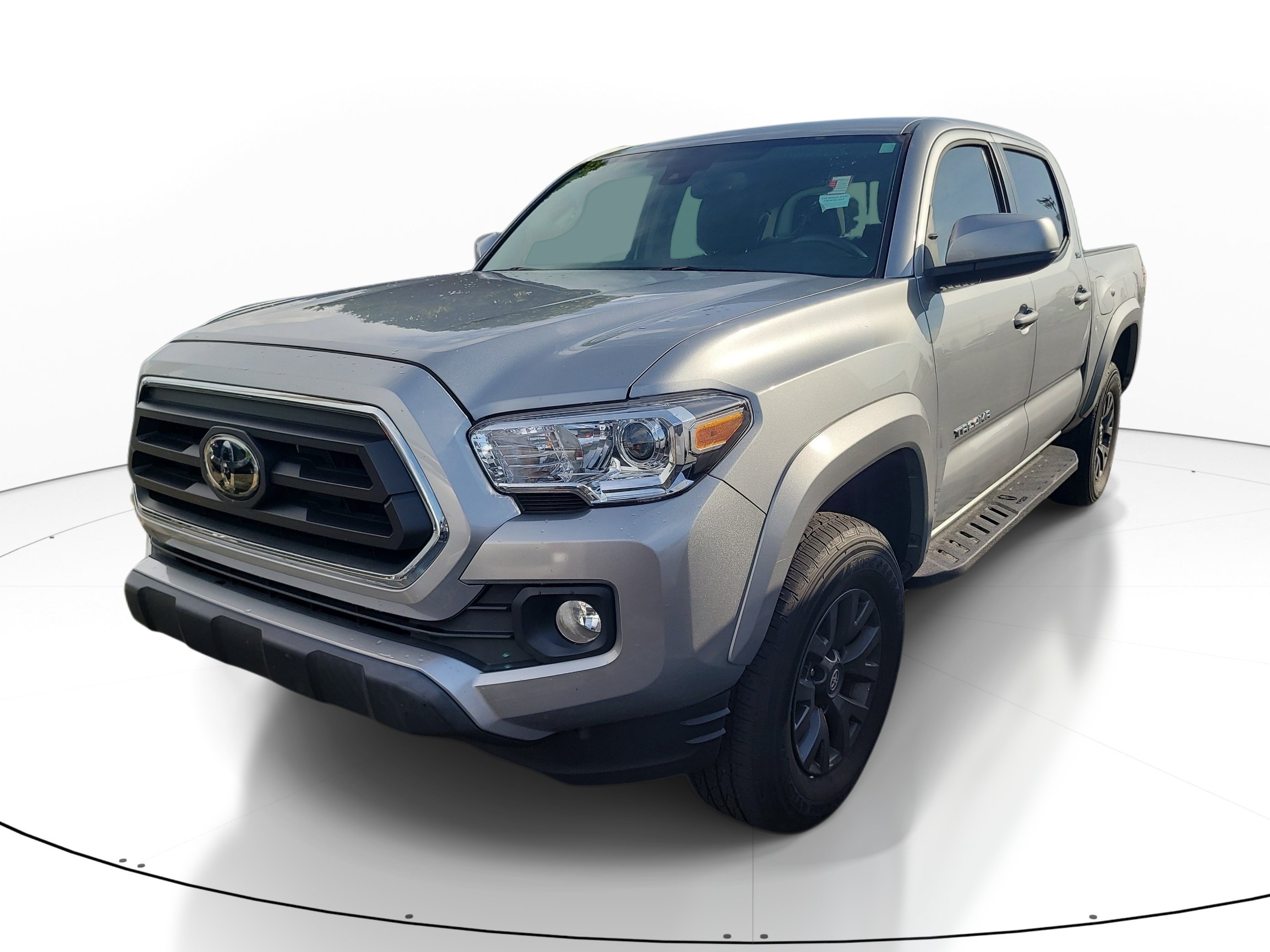 Used 2023 Toyota Tacoma SR5 RWD image 3
