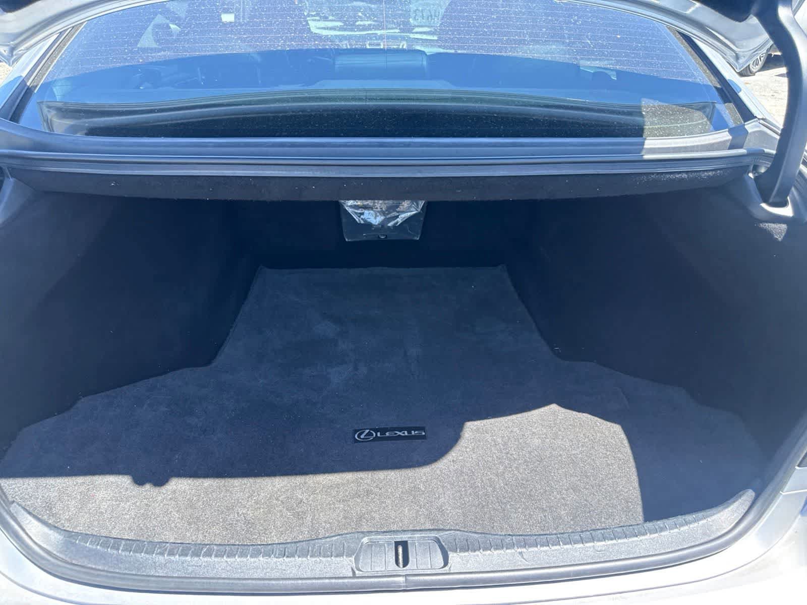 Used 2010 Lexus LS 460 RWD image 11