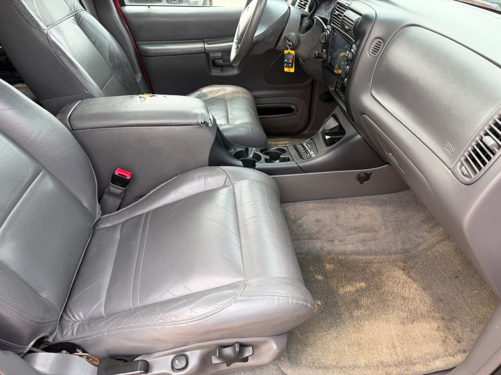 Used 2001 Ford Explorer Eddie Bauer AWD/4WD image 11
