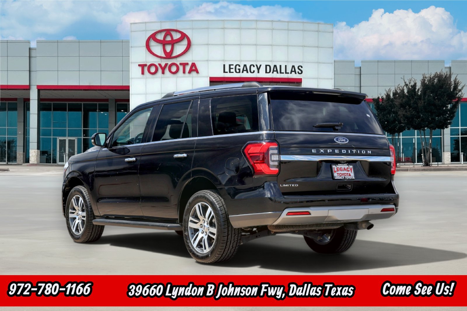 Used 2024 Ford Expedition Limited RWD image 8