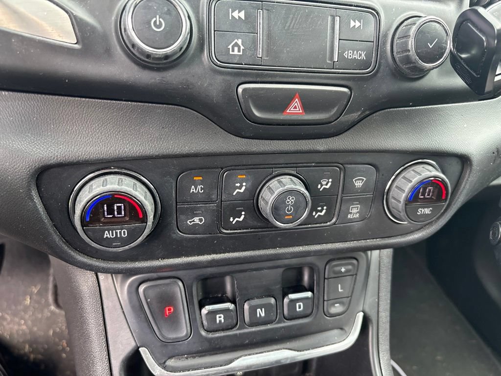 Used 2020 GMC Terrain SLT AWD/4WD image 12