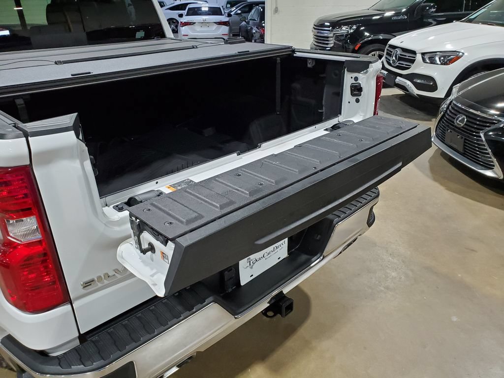 Used 2024 Chevrolet Silverado 1500 LT AWD/4WD image 44