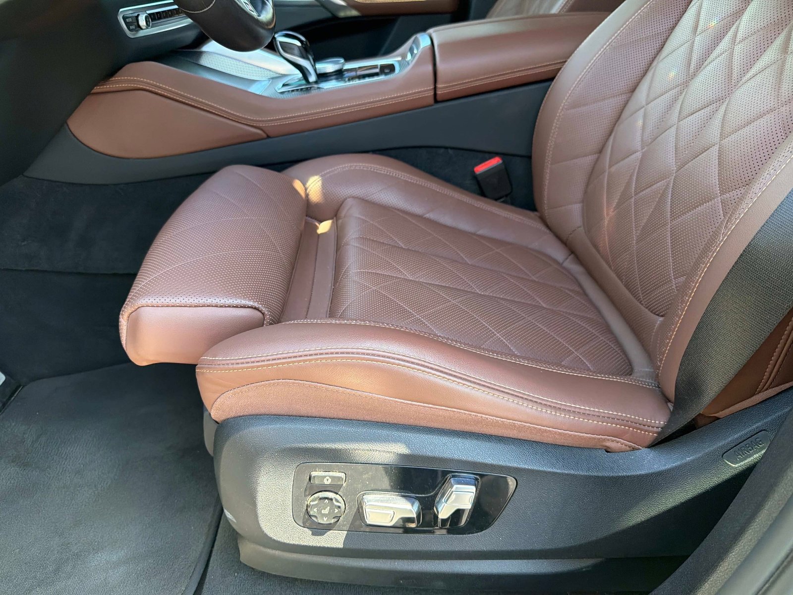 Used 2023 BMW X6 xDrive40i w/ M Sport Package AWD/4WD image 37