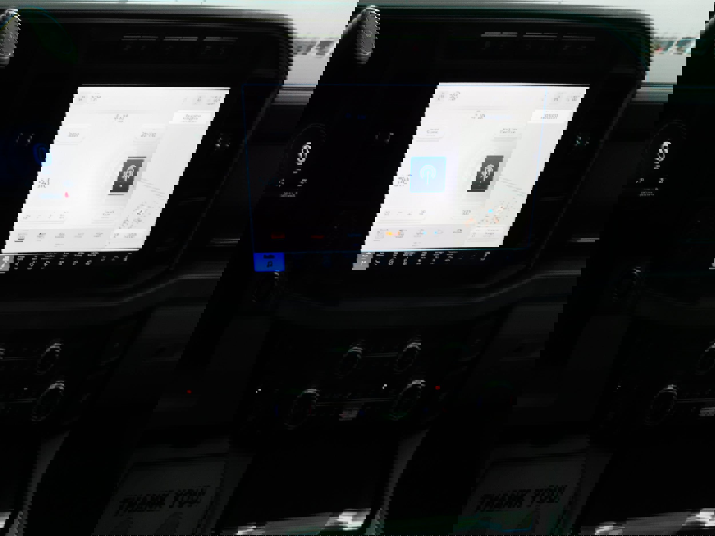 Used 2023 Ford F250 Limited w/ FX4 Off-Road Package image 22