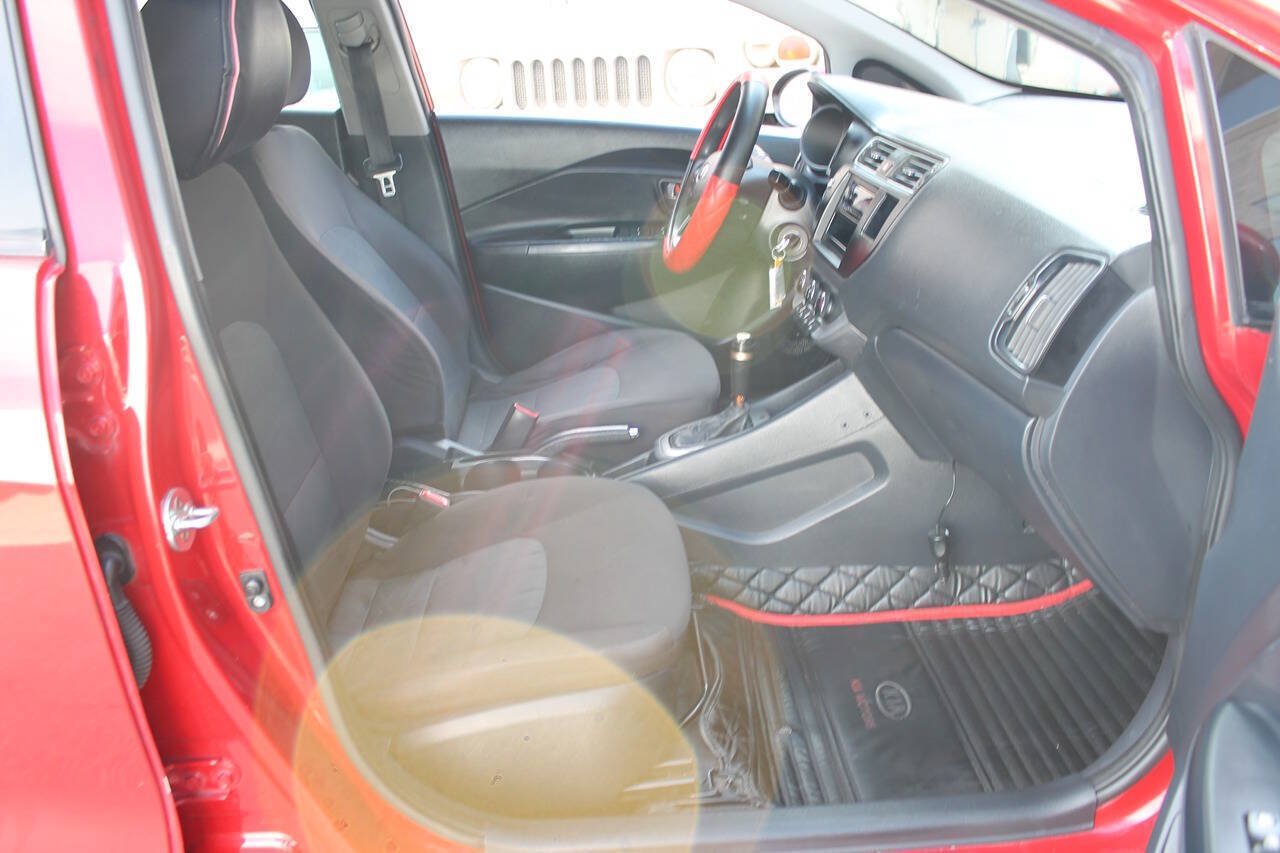 Used 2017 Kia Rio LX w/ Power Package FWD image 29