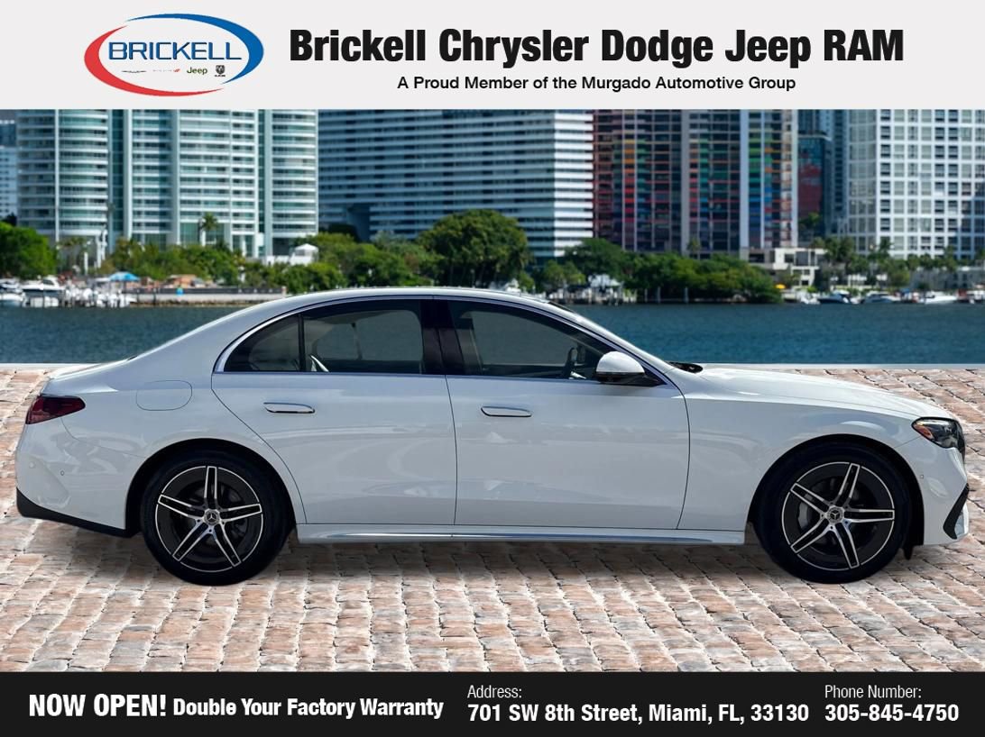 Used 2024 Mercedes-Benz E 350 4MATIC Sedan image 4