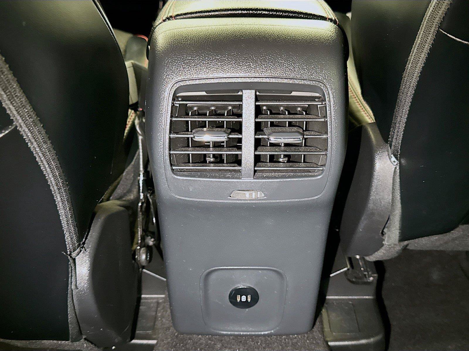 Used 2025 Ford Escape ST-Line FWD image 22