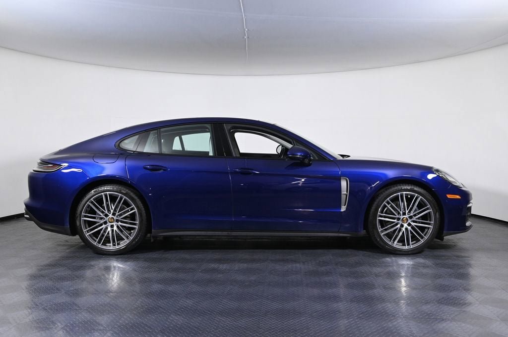 Certified 2023 Porsche Panamera Platinum Edition RWD image 8