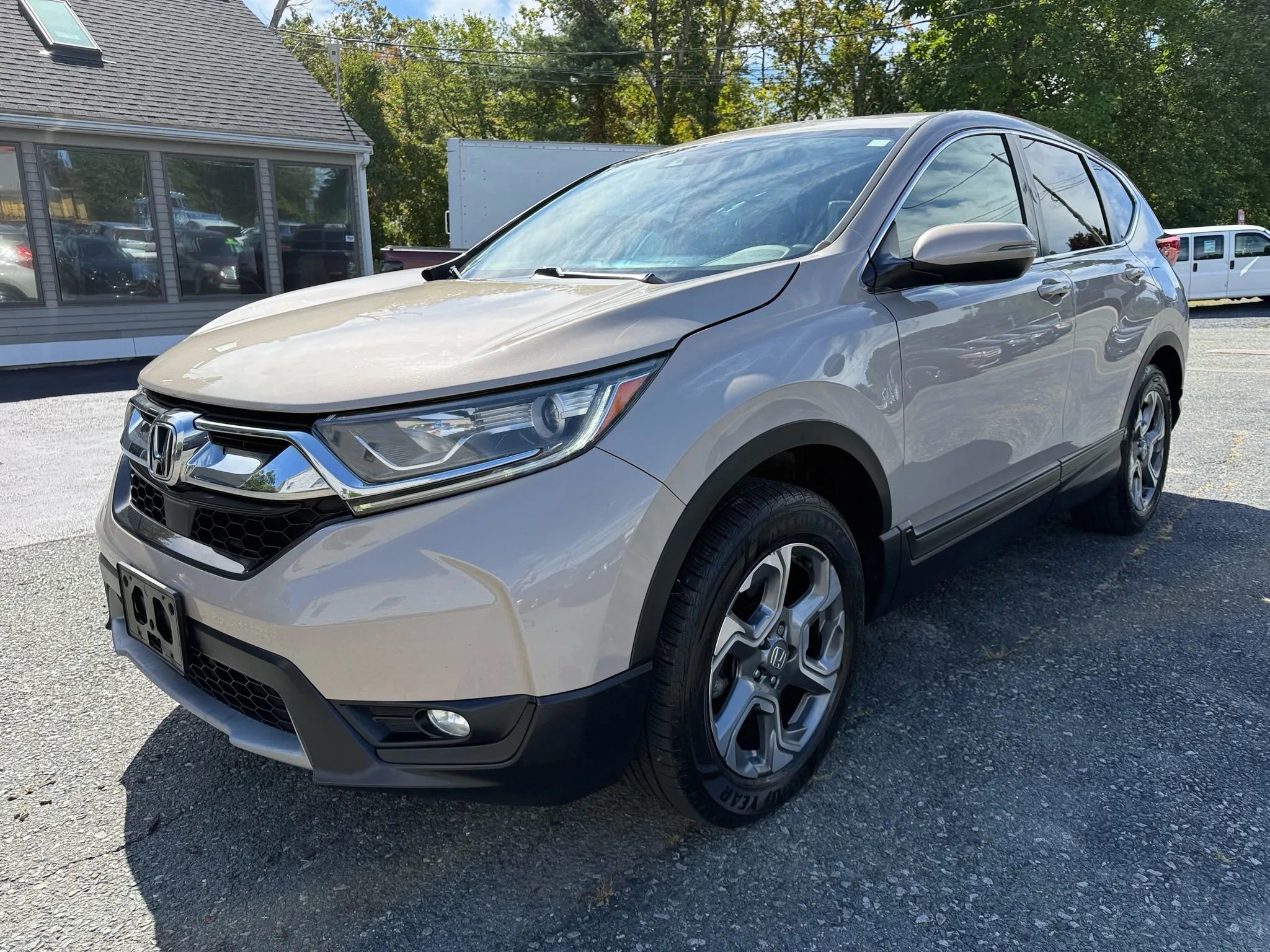 Used 2018 Honda CR-V EX image 3