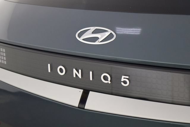 Used 2024 Hyundai Ioniq 5 SEL RWD image 43