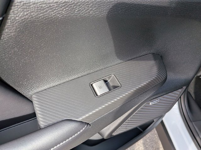 New 2026 Mitsubishi Outlander SE FWD image 25