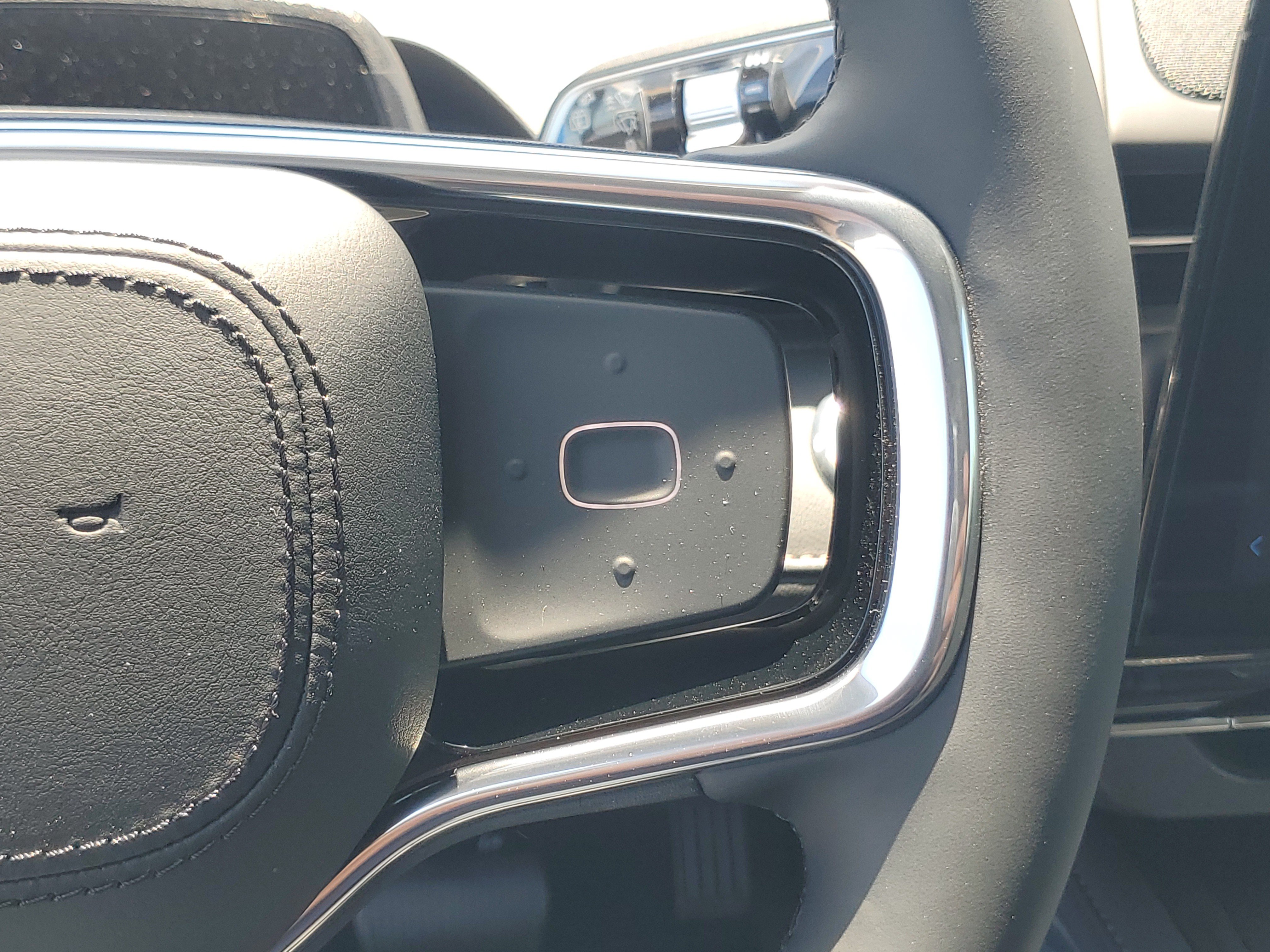 New 2026 Lincoln Nautilus Premier AWD/4WD image 17